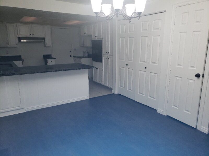 Building Photo - 5782 S 3500 W