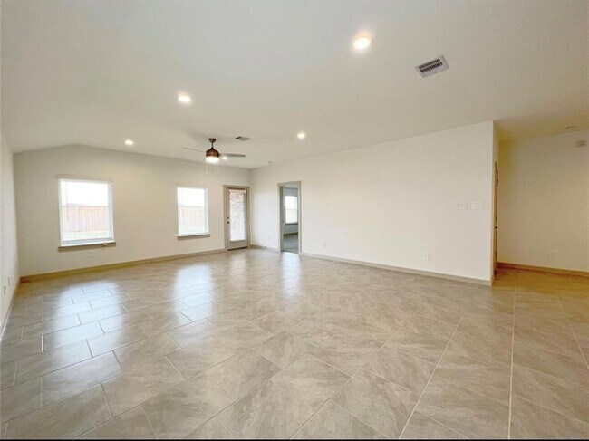 Building Photo - 29526 Paytons Park Ct