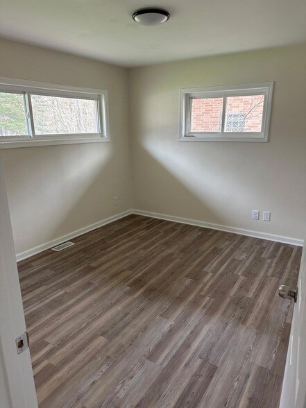 Building Photo - 5738 Pennsylvania St