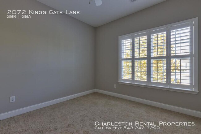 Building Photo - 2072 Kings Gate Ln