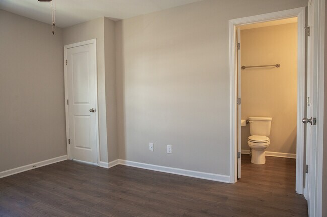Both bedrooms have en suite bathroom and walk in closet - 110 Kathryn Ct