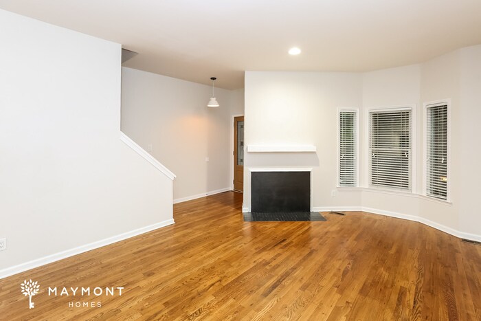 Building Photo - 701 N Poplar St