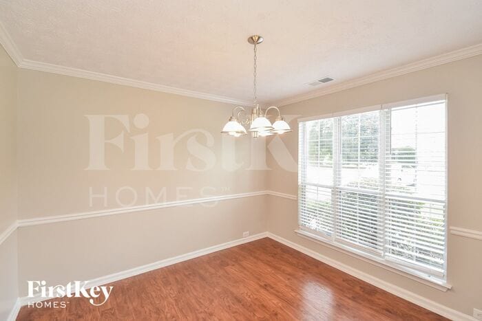 Building Photo - 3615 Longfield Dr