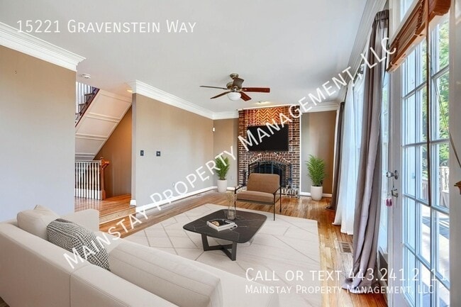 Building Photo - 15221 Gravenstein Way