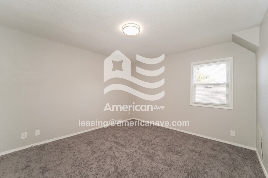 Building Photo - 1513 Geneva St