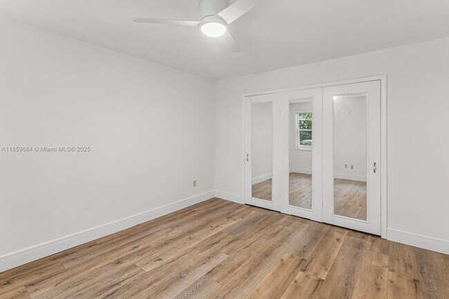 Building Photo - 255 Sunrise Dr