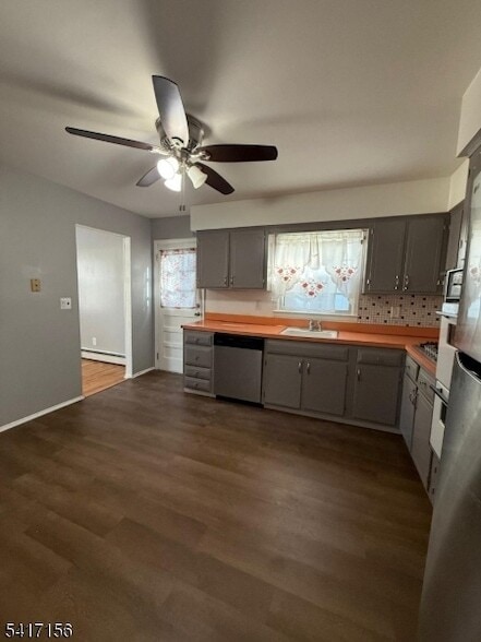 Building Photo - 270 Herbert Ave