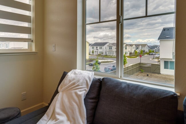 Building Photo - 3023 Neil Jerome Dr