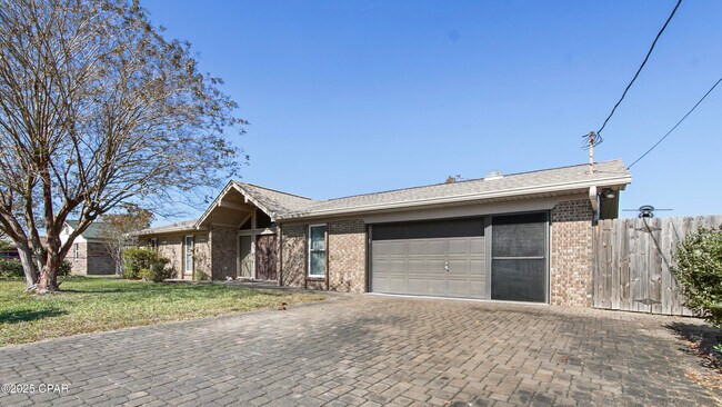 Building Photo - 6217 Wallace Rd