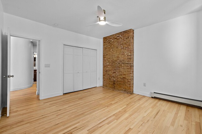 Building Photo - 1103 Washington St