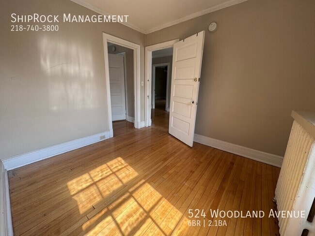 Building Photo - 524 Woodland Ave