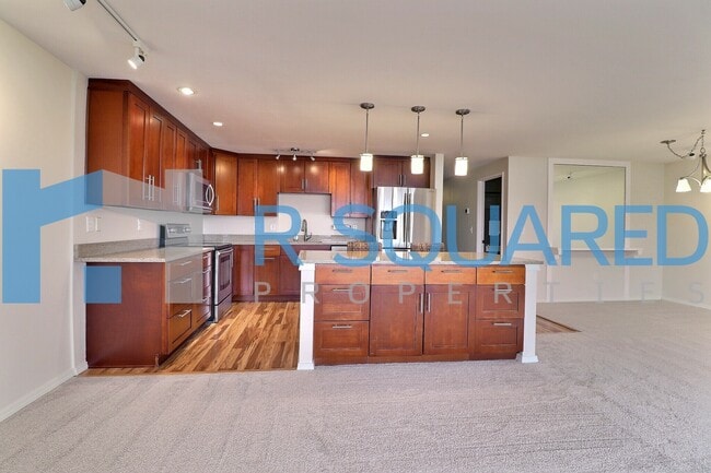 Building Photo - 16925 Inglewood Rd NE