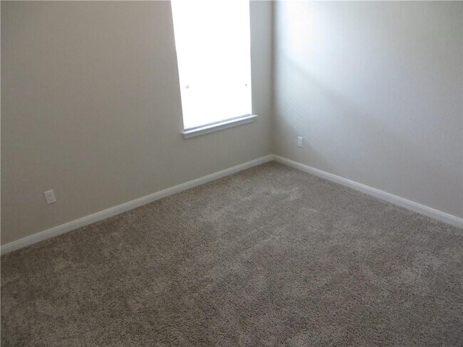 Building Photo - 1200 Ferryman Dr