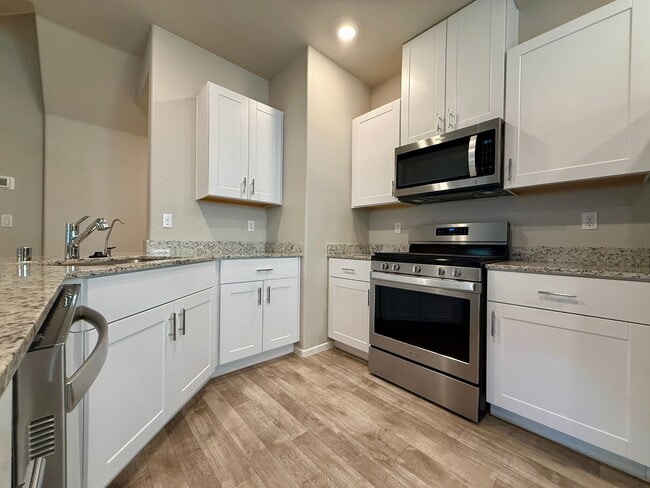 Building Photo - Northwest/ Aliante Area - Newer Townhome 3BD, PRIVATE YARD, ATTACHED GARAGE, ACROSS FROM POOL