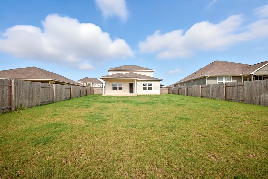 Building Photo - 104 Capella Way