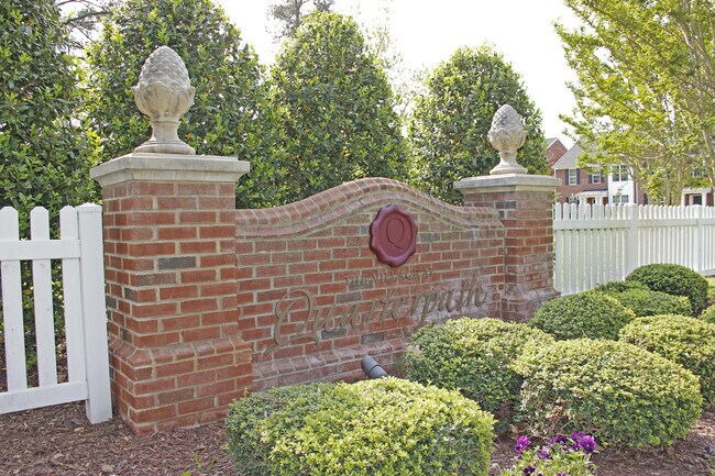 Building Photo - Village at Quarterpath