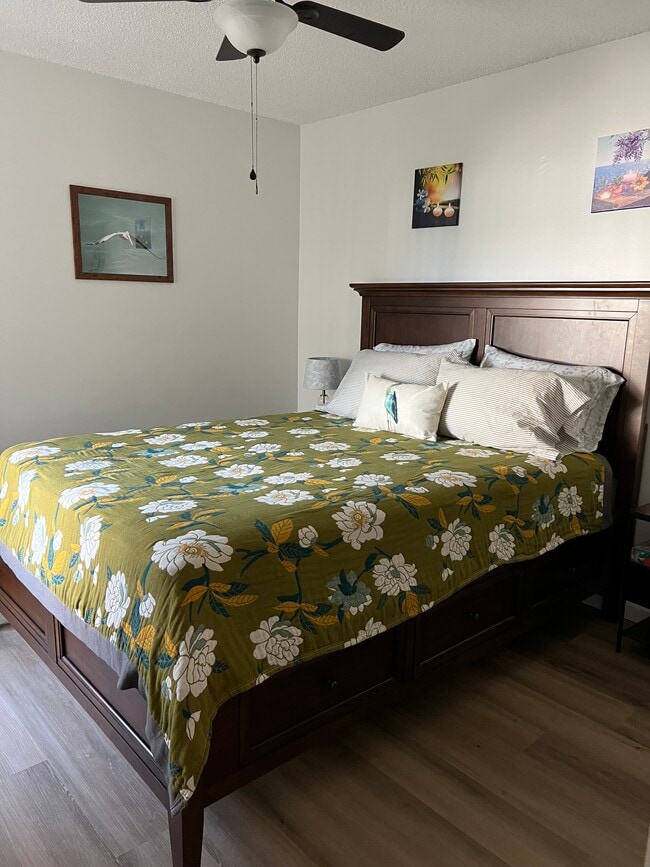 Building Photo - 6180 Sun Blvd