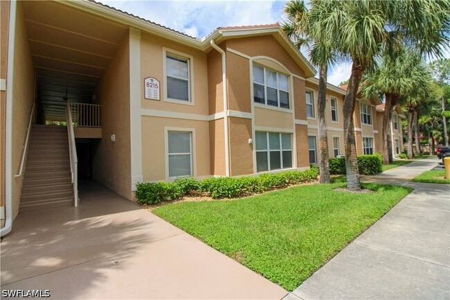 Building Photo - 8215 Ibis Club Dr