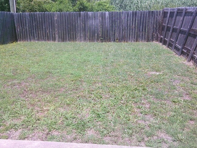 Building Photo - 3511 Westwood Dr