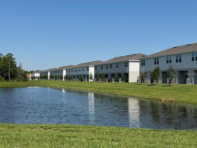 Building Photo - 3133 Skyline Lp