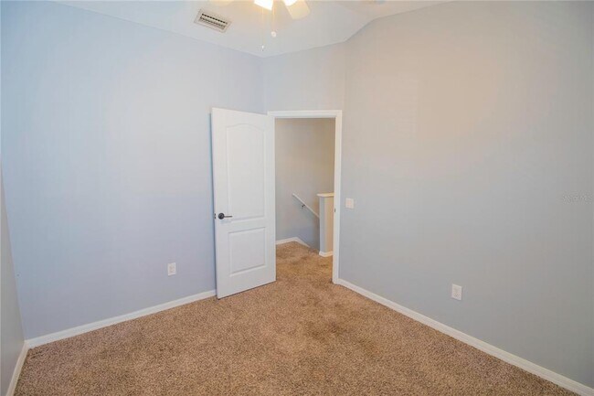 Building Photo - 12930 Kings Crossing Dr