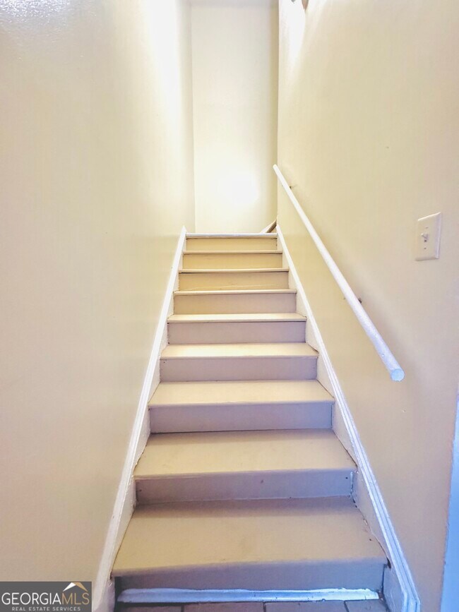 Building Photo - 4755 Yates Rd