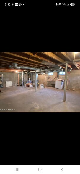 Building Photo - 3331 Van Fleet Pky