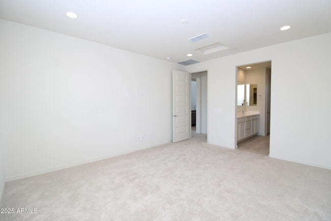 Building Photo - 13769 W Forest Pleasant Pl