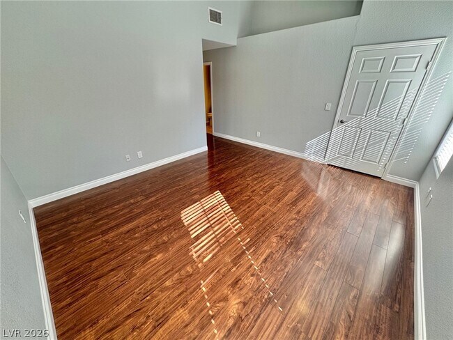 Building Photo - 1563 Lake Placid Terrace