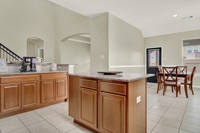 Building Photo - 15314 Hazen Point Dr