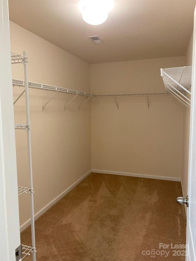 Building Photo - 14425 Green Birch Dr