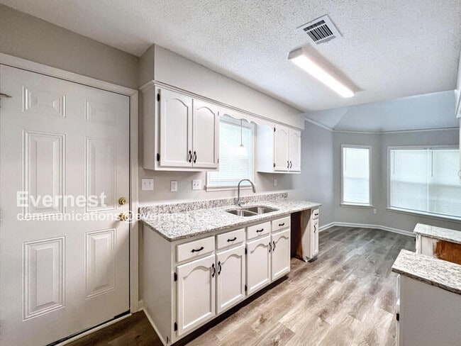Building Photo - 4608 S Berrypick Ln