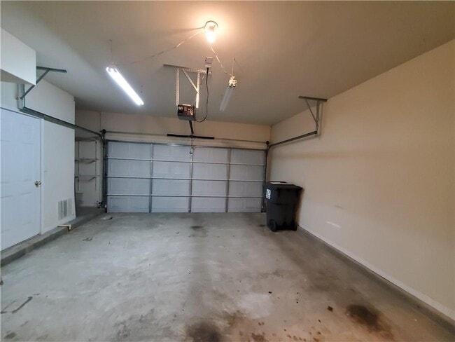 Building Photo - 6153 Briggs Way