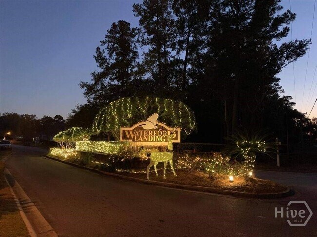 Building Photo - Available Soon!