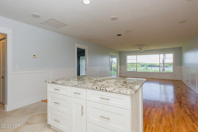 Building Photo - 1216 Harbour Point Dr