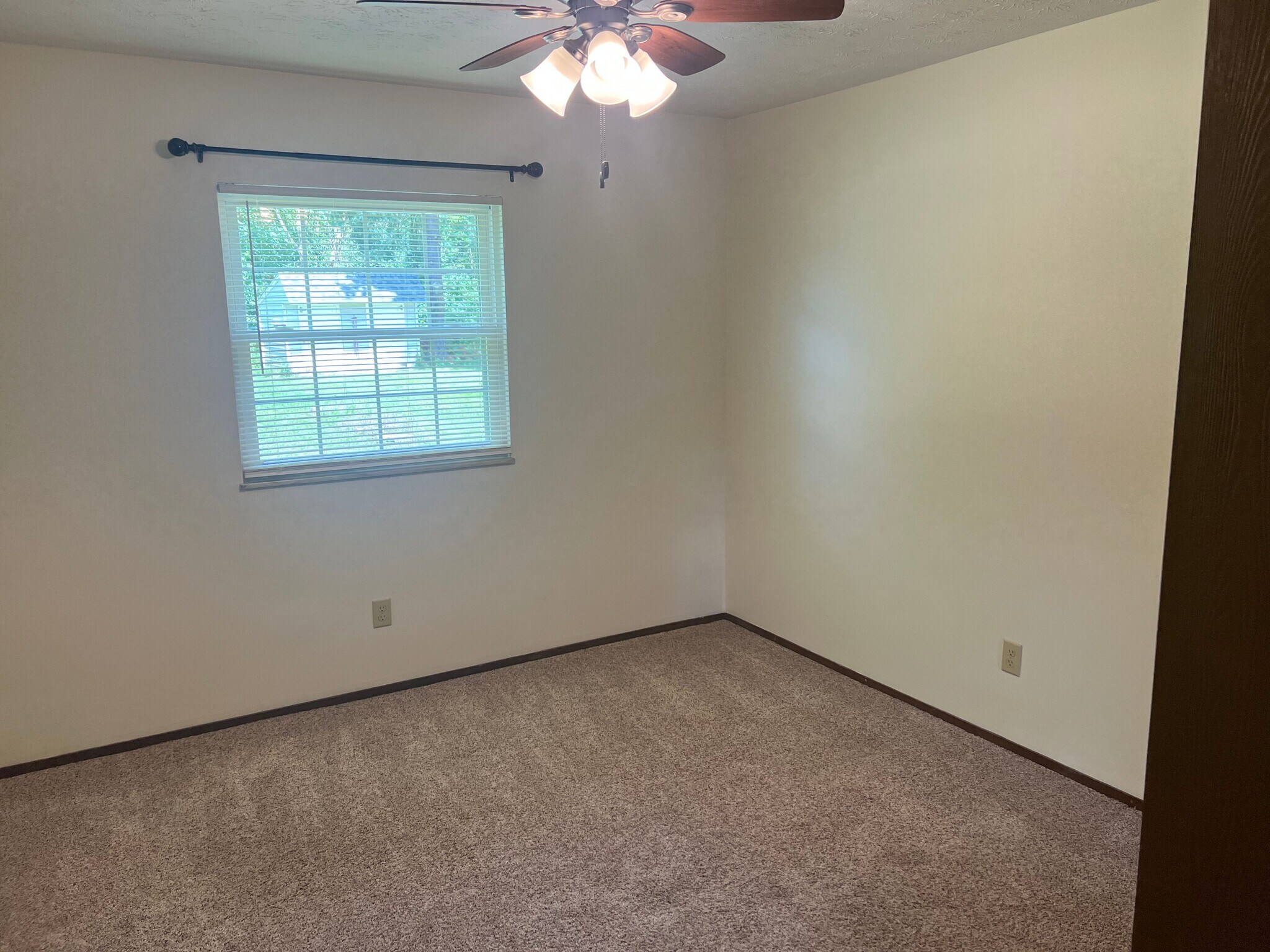 RearBedroom - 41056 Butternut Park Ct