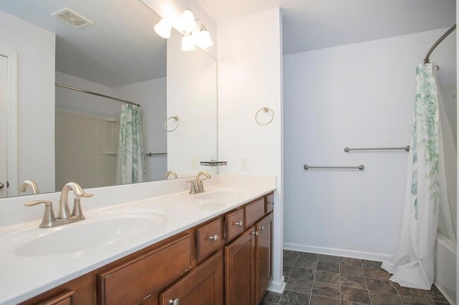 Building Photo - 3601 Harpeth Springs Dr