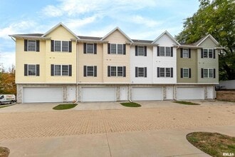 Building Photo - 220 E 37th St