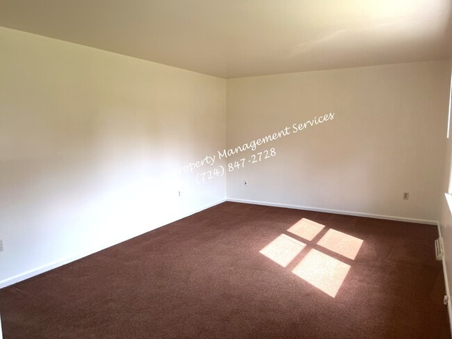 Building Photo - 2209 Airport Rd