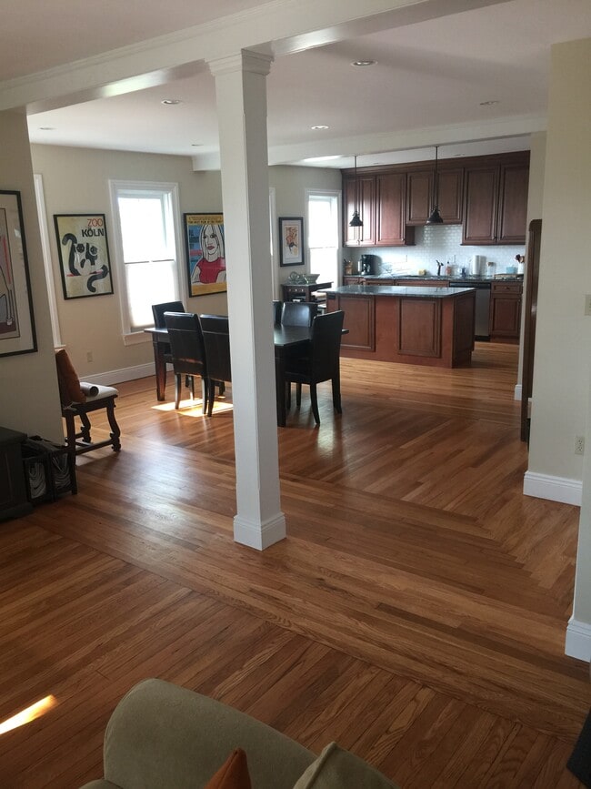 Main Floor 2 - 12 Howard Ave