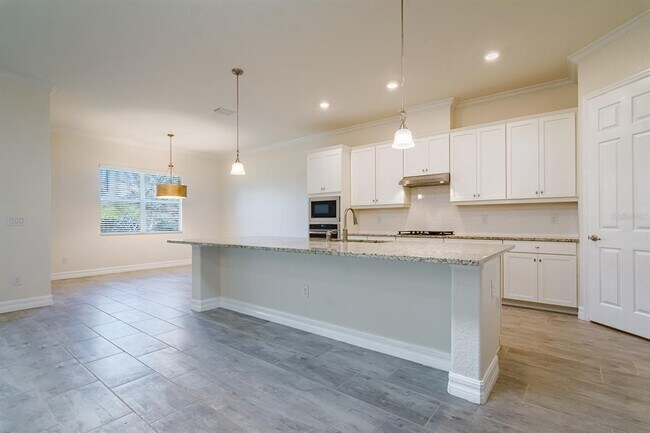 Building Photo - 12031 Medley Terrace