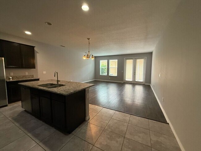 Building Photo - 7681 Ripplepointe Way