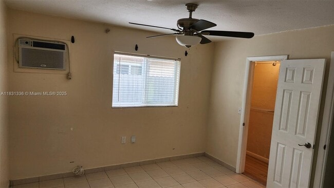 Building Photo - 5460 SW 133rd Ct