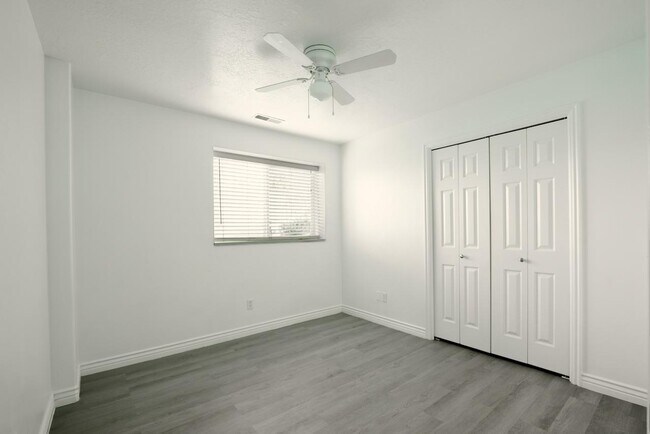Building Photo - 125 S 1050 W