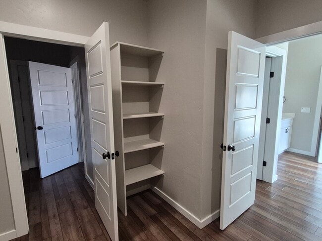 Building Photo - 1245 La Sienna