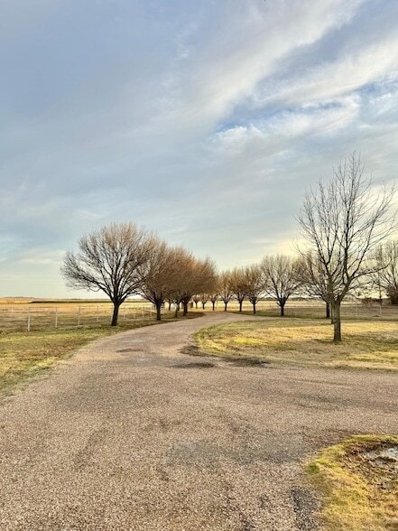 Building Photo - 2300 Berend Rd