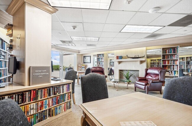 Building Photo - 1 Las Olas Cir