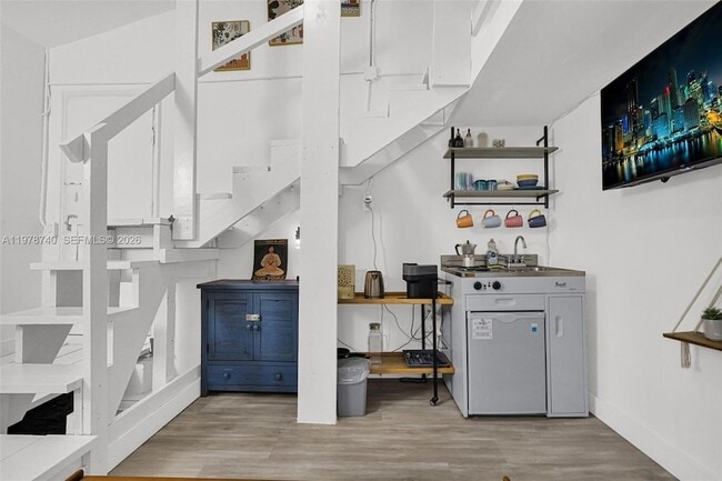 Building Photo - 274 NW 43rd St