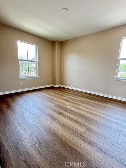 Building Photo - 12553 Winery Dr