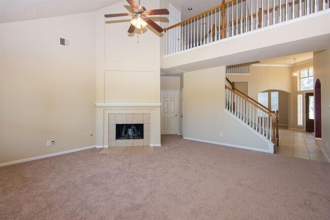 Building Photo - 8603 E Windhaven Terrace Trail